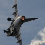 closeup photo of fighter jet during daytime
