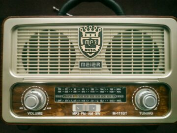 Close-up of a Meier radio blending retro style with modern features like MP3 capability.